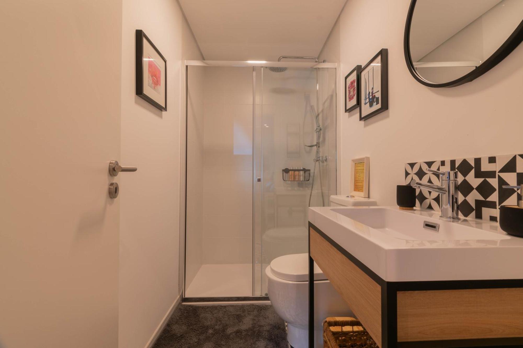 7Min To Uni Se-Velha - Ac - Work Desk - 300Mbs Wifi Bed & Breakfast Коимбра Екстериор снимка